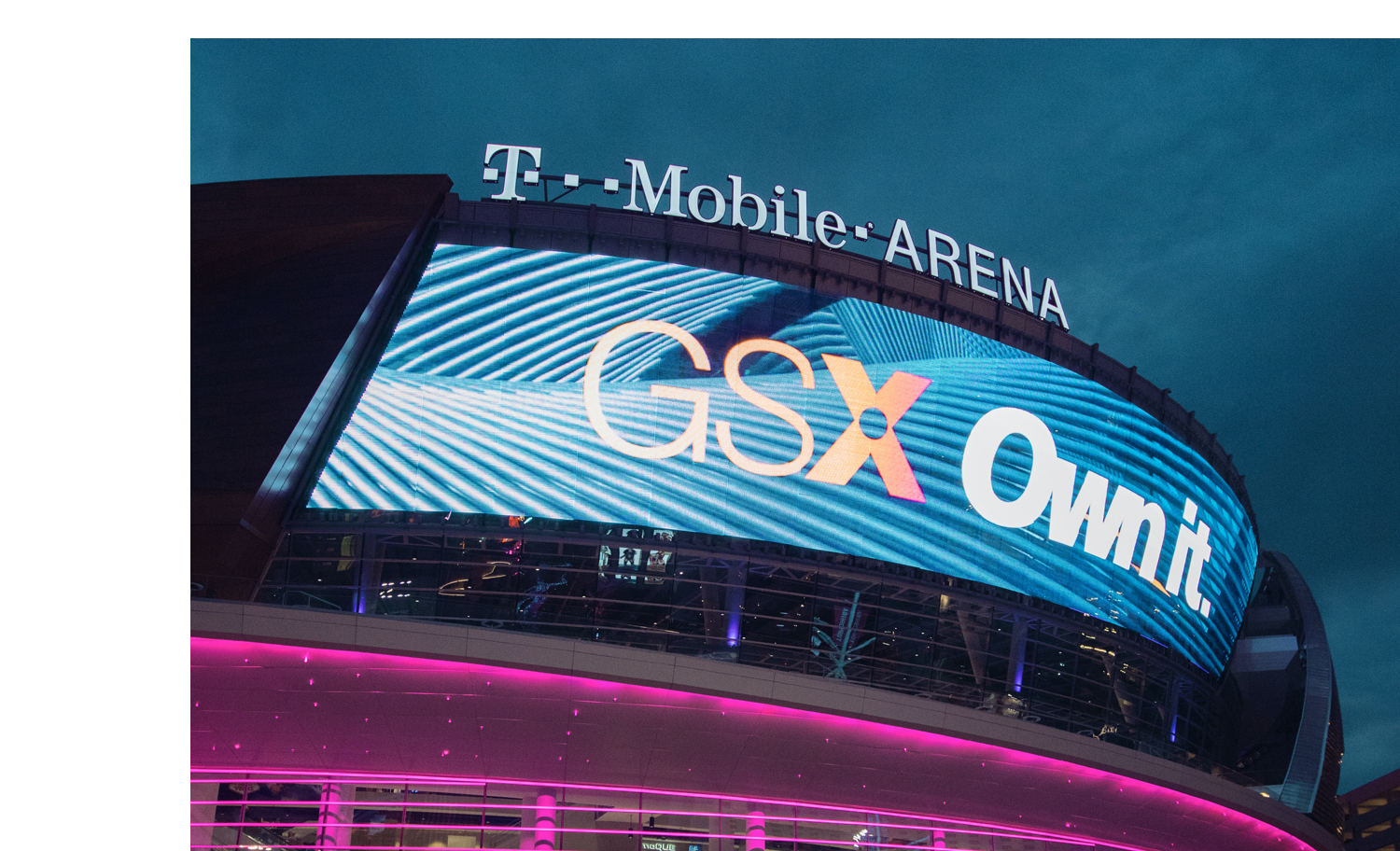 1500x912 NiklasLundberg Cisco spread03a