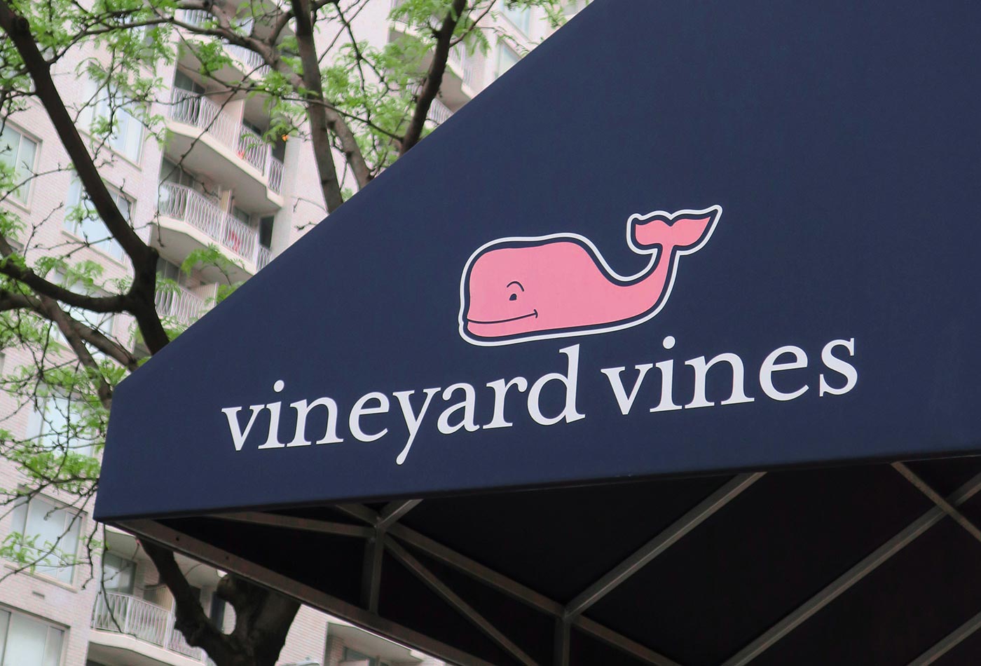 001 VineyardVines GrahamClifford