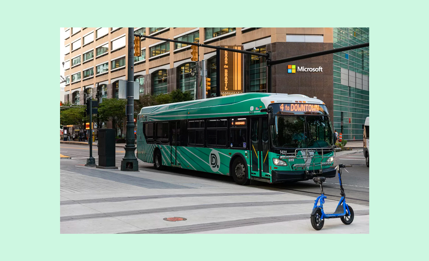 1500x912 GC DDOT bus crains