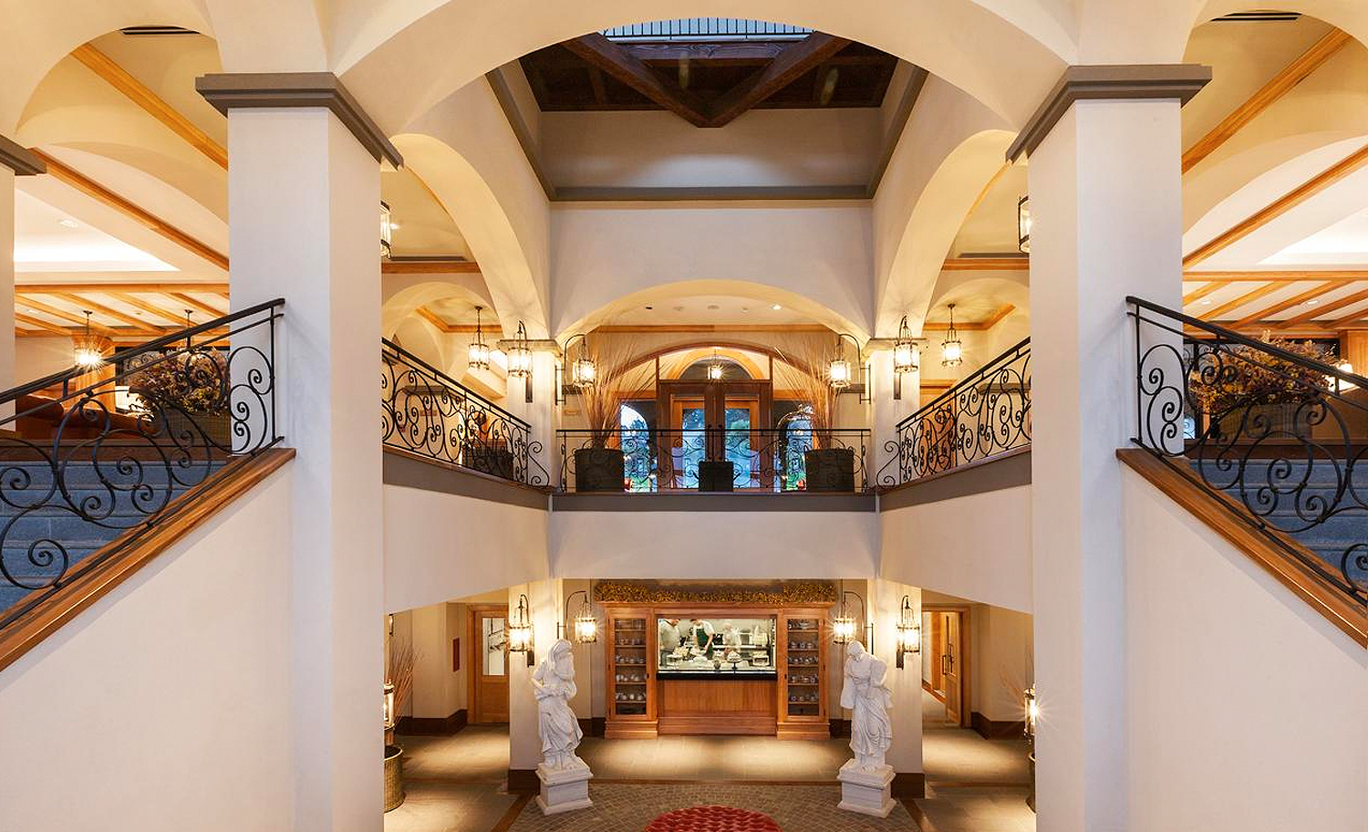 Villa Beluno Hotel Interior View