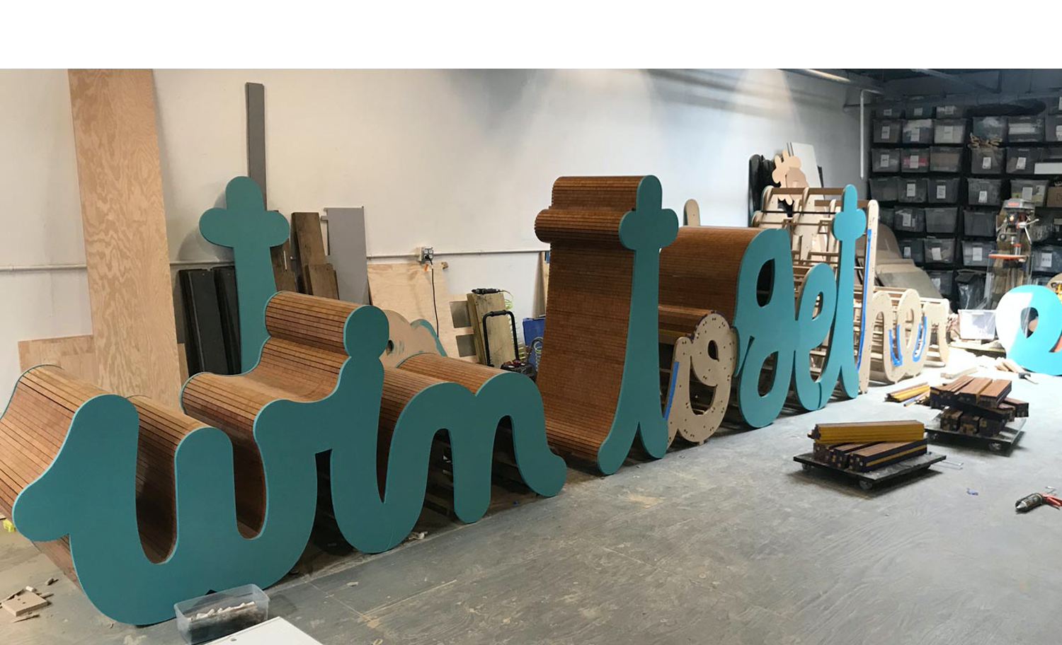 1500x912 HERE WinTogether spread03a