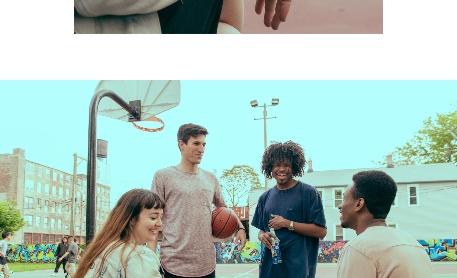 1500x912 ZoeRain Budlight R2 08