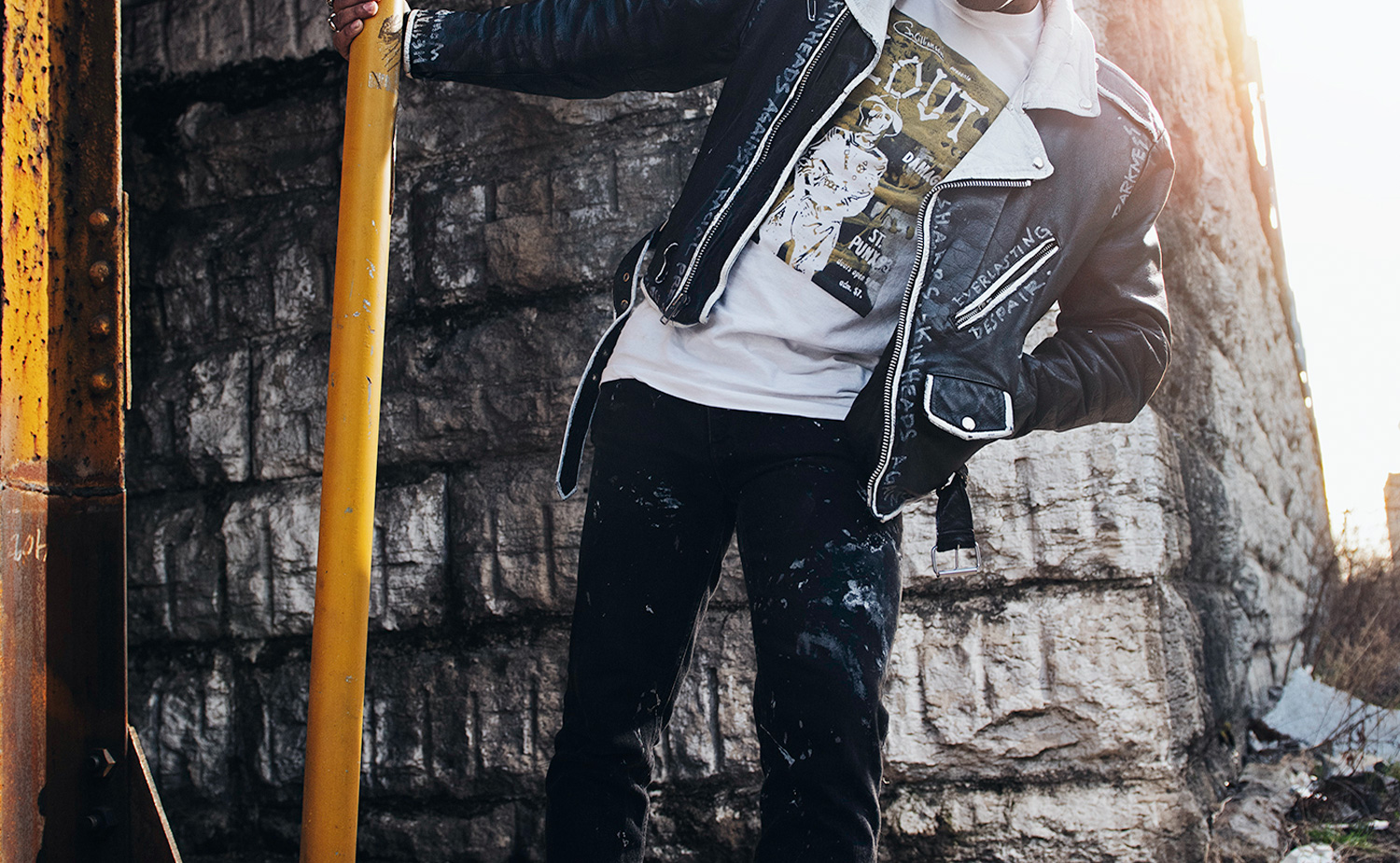 1500x912 ZoeRain WolverineVic 17